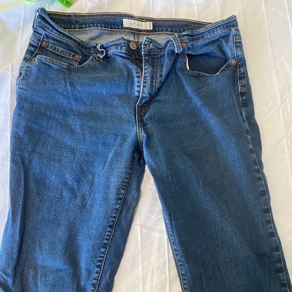 Levi size 14 capri jeans